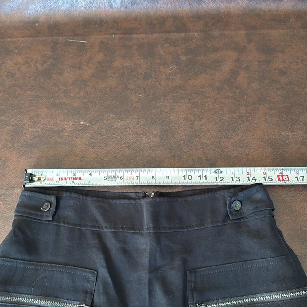 NWOT DKNY Frosted Twill Zip Cargo Pocket Mini Skirt - Picture 9 of 10